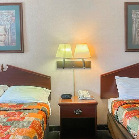 Oyo Hotel East Macon I-75 Kültér fotó