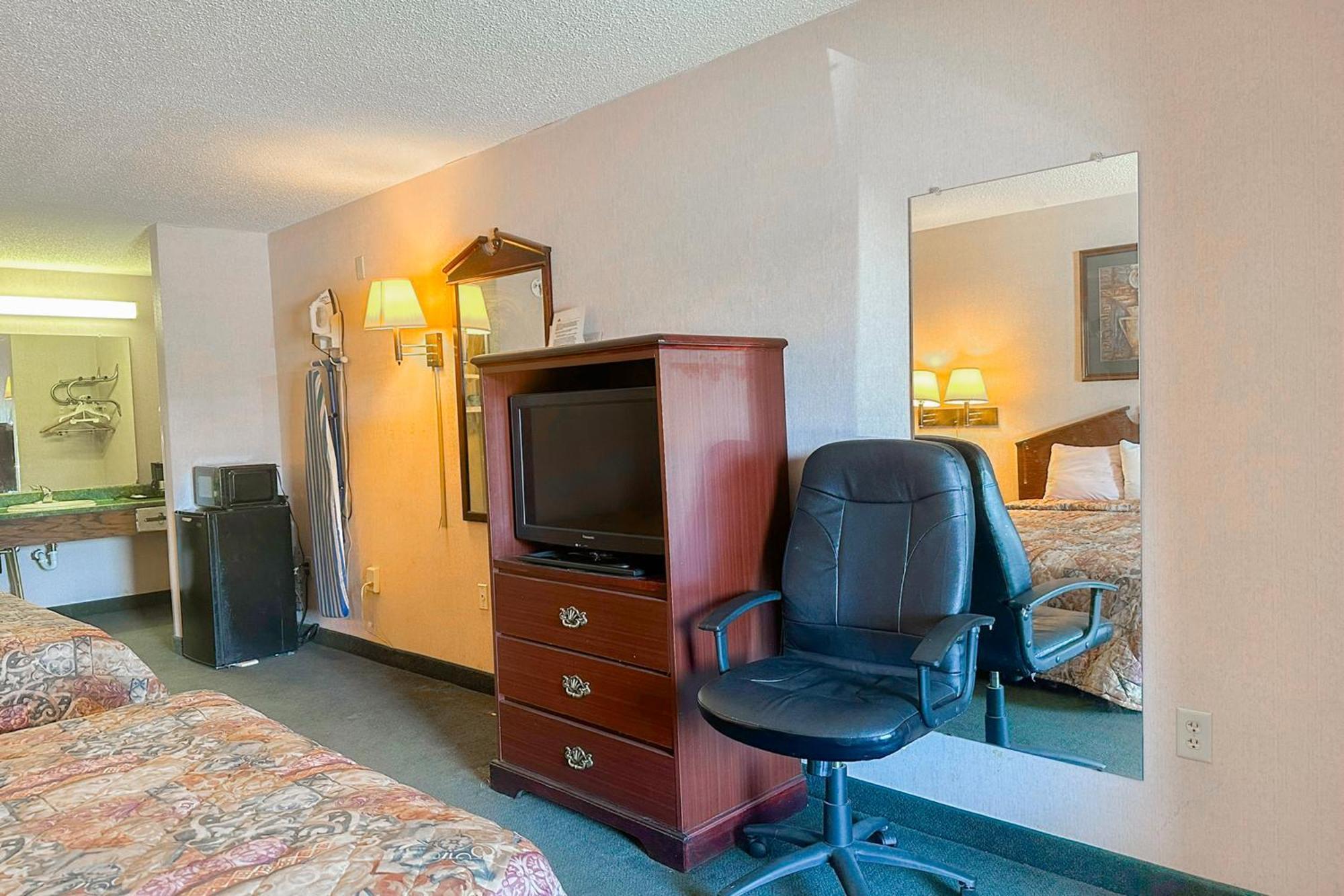 Oyo Hotel East Macon I-75 Kültér fotó